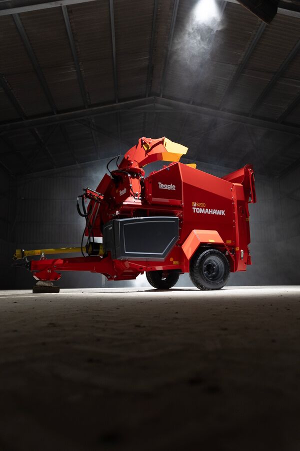 Tomahawk 8200